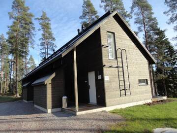 Фото номера Стандартный одноместный номер Отели типа «постель и завтрак» Varjola Holiday Center г. Лаукаа 6