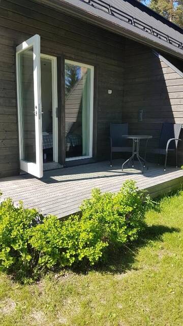 Фото номера Стандартный одноместный номер Отели типа «постель и завтрак» Varjola Holiday Center г. Лаукаа 19